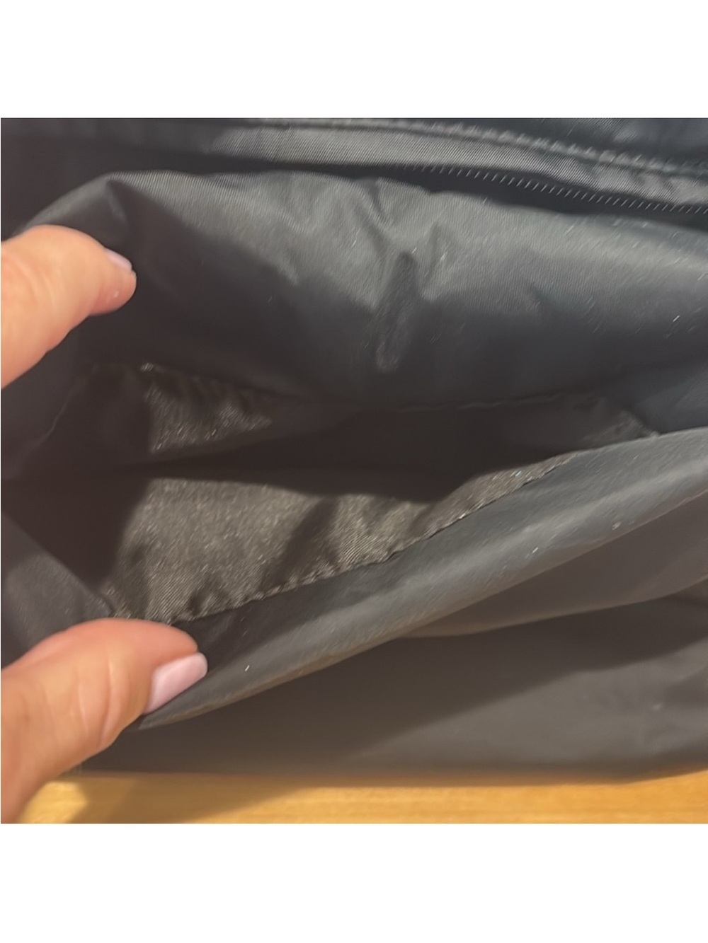 Lululemon Gathered Handle
Crossbody Bag 6L - Picture 6 of 6